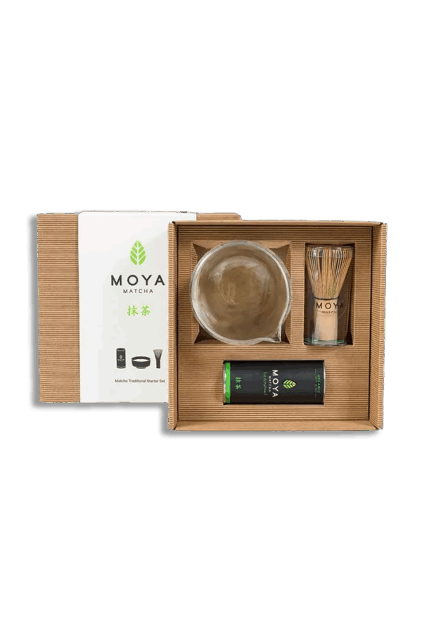Moya Matcha Starter set glass matcha bowl with a spout