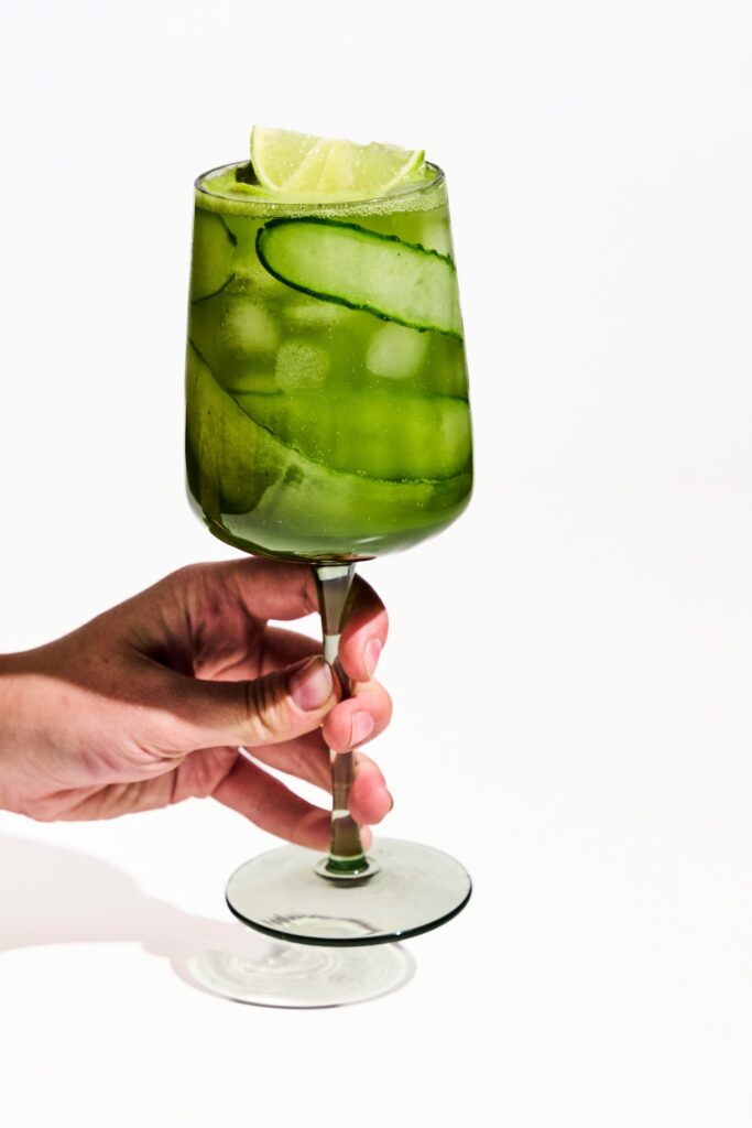alcohol-free-matcha-cocktail